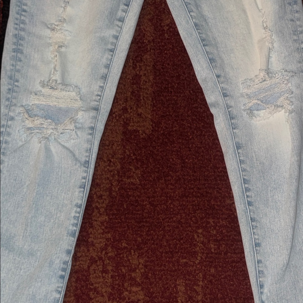 Men’s American Eagle Distressed Airflex 360 Skinny Jeans - Picture 3 of 9
